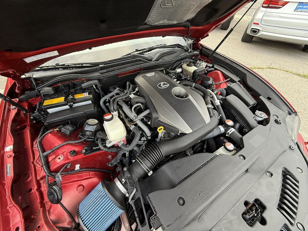 2016 Lexus RC Image 31