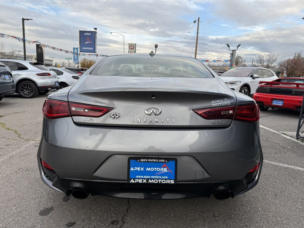 2018 INFINITI Q60 Image 4