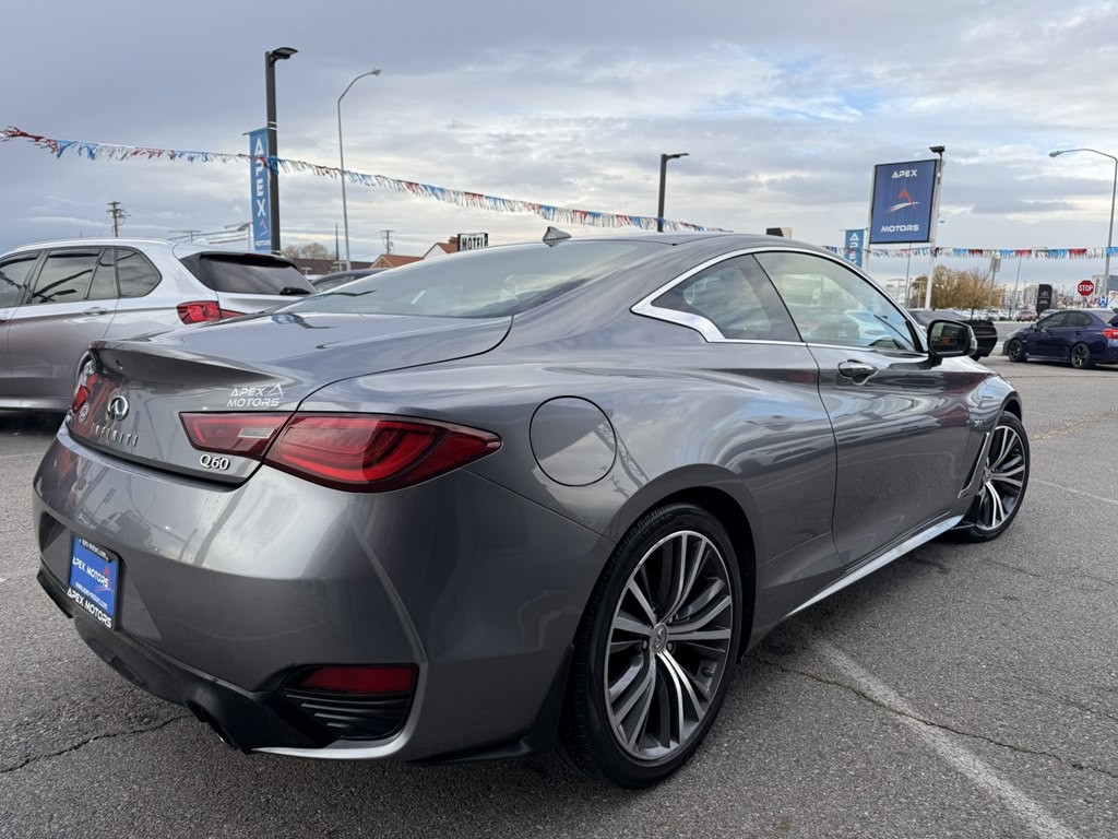 2018 INFINITI Q60 Image 5