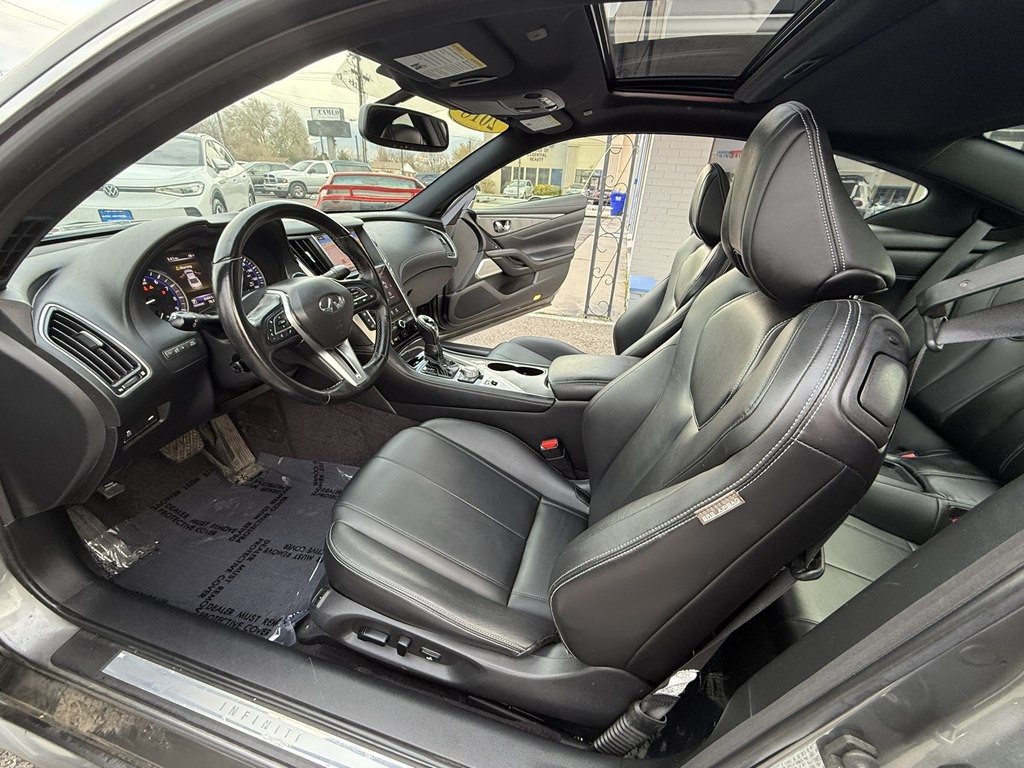 2018 INFINITI Q60 Image 9