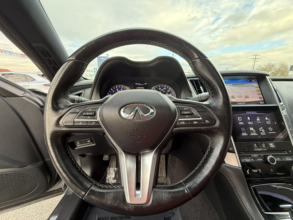 2018 INFINITI Q60 Image 11