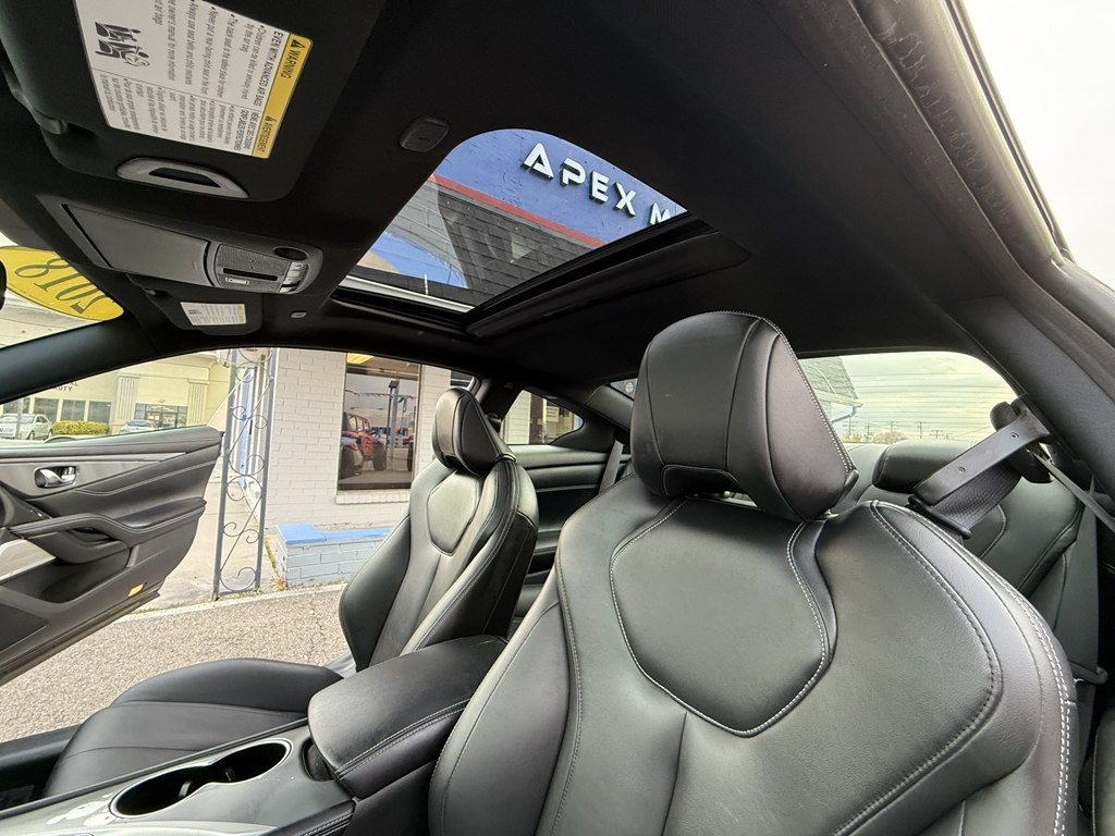 2018 INFINITI Q60 Image 17