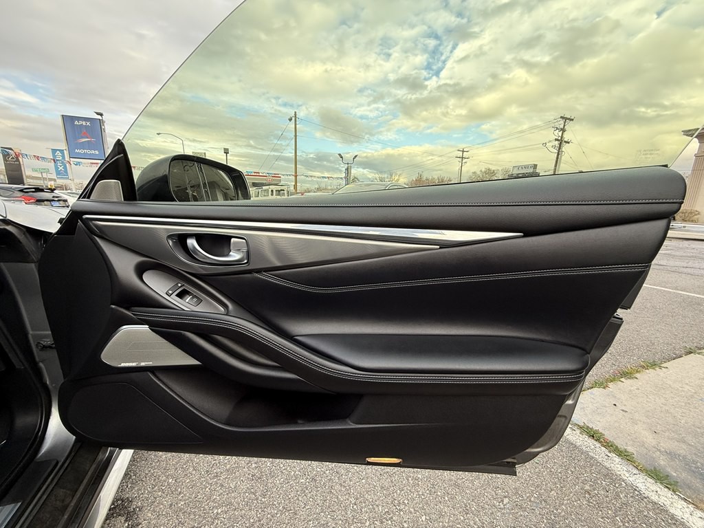 2018 INFINITI Q60 Image 25