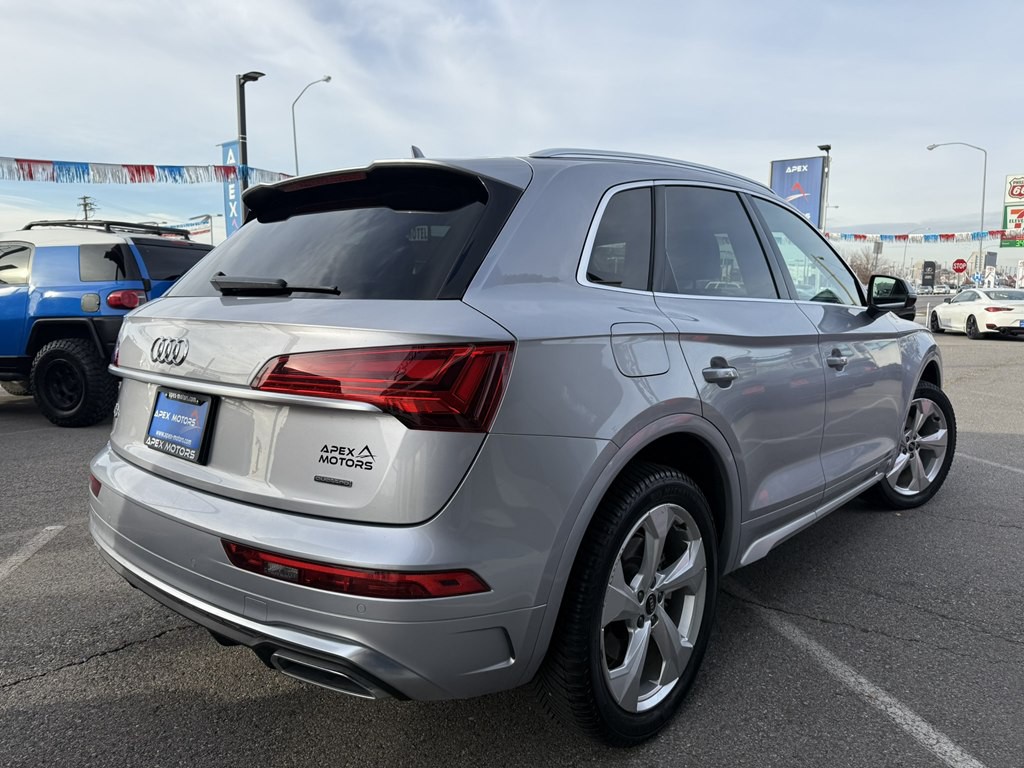 2022 Audi Q5 Image 5