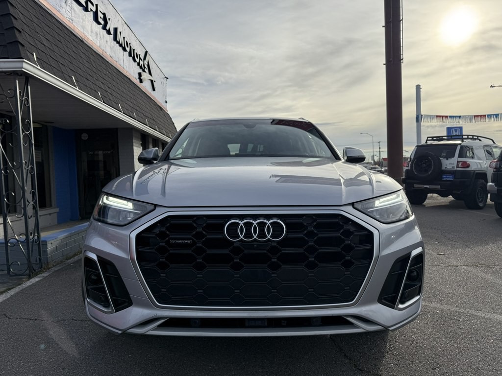 2022 Audi Q5 Image 8