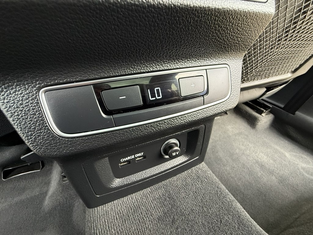 2022 Audi Q5 Image 27
