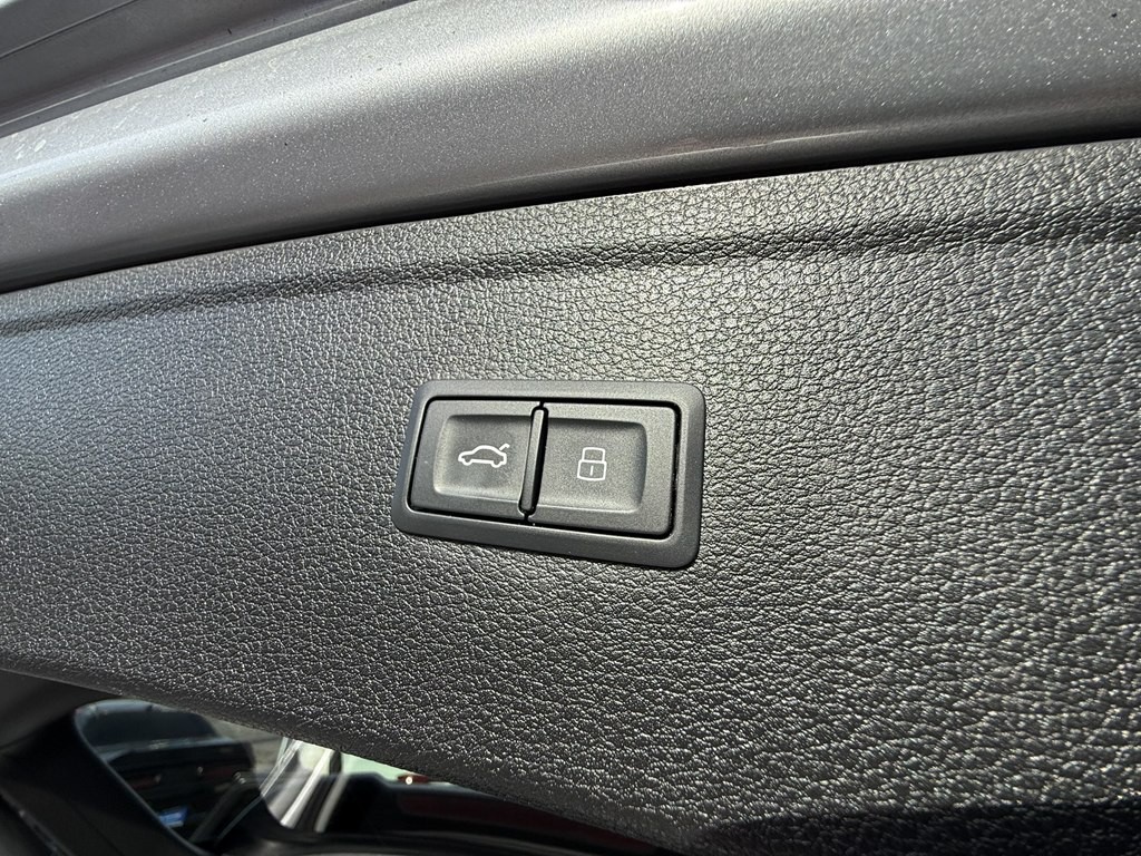 2022 Audi Q5 Image 31