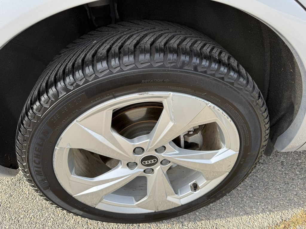 2022 Audi Q5 Image 39