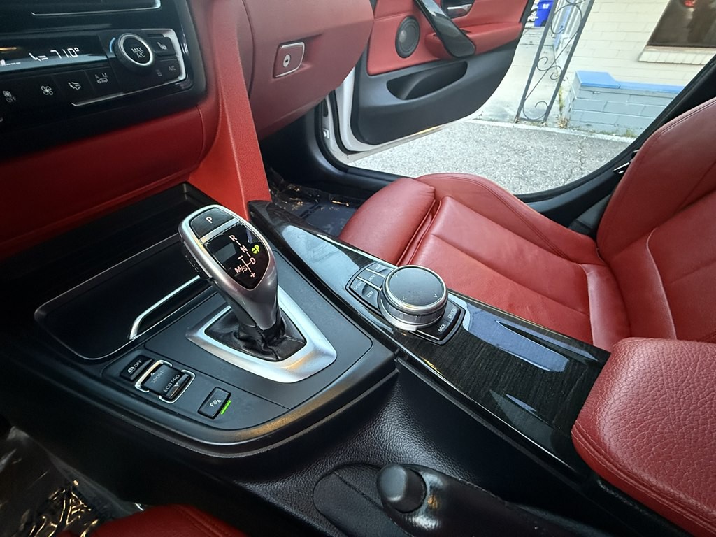 2017 BMW 4 Series Image 16