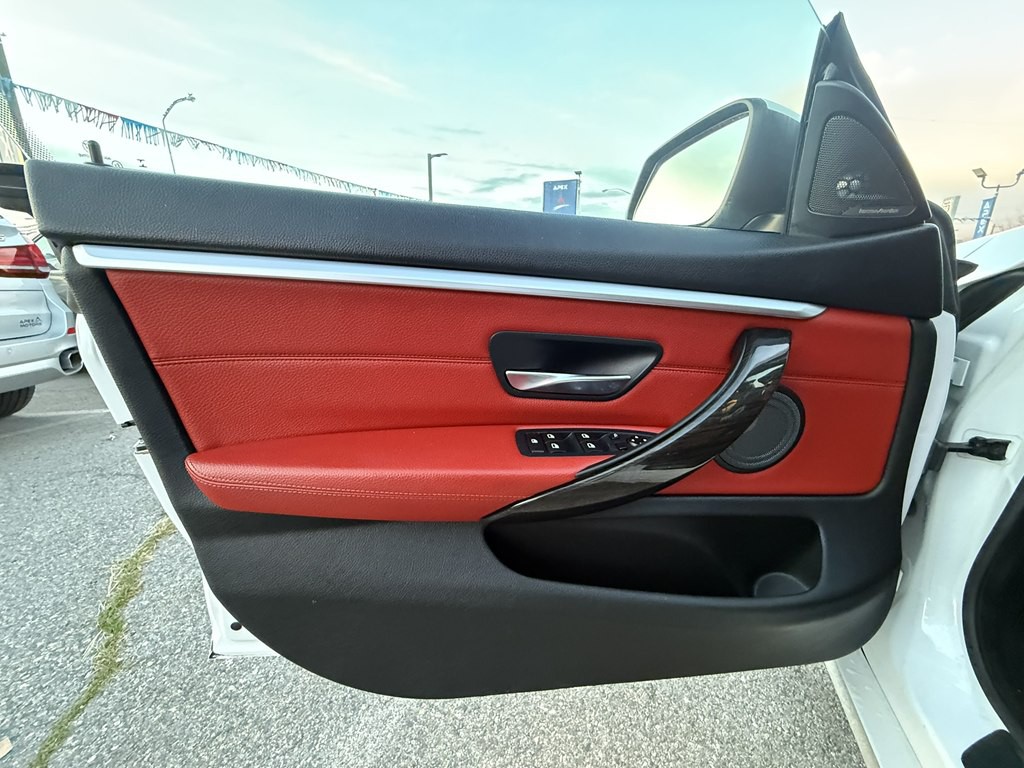 2017 BMW 4 Series Image 20