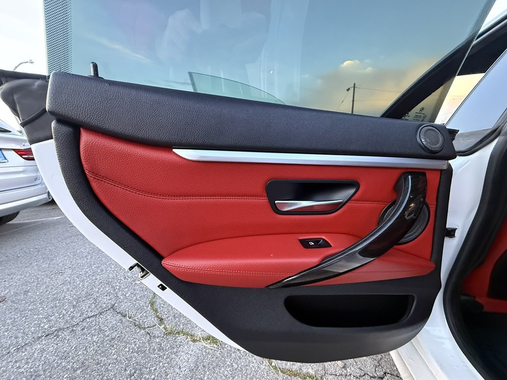 2017 BMW 4 Series Image 23