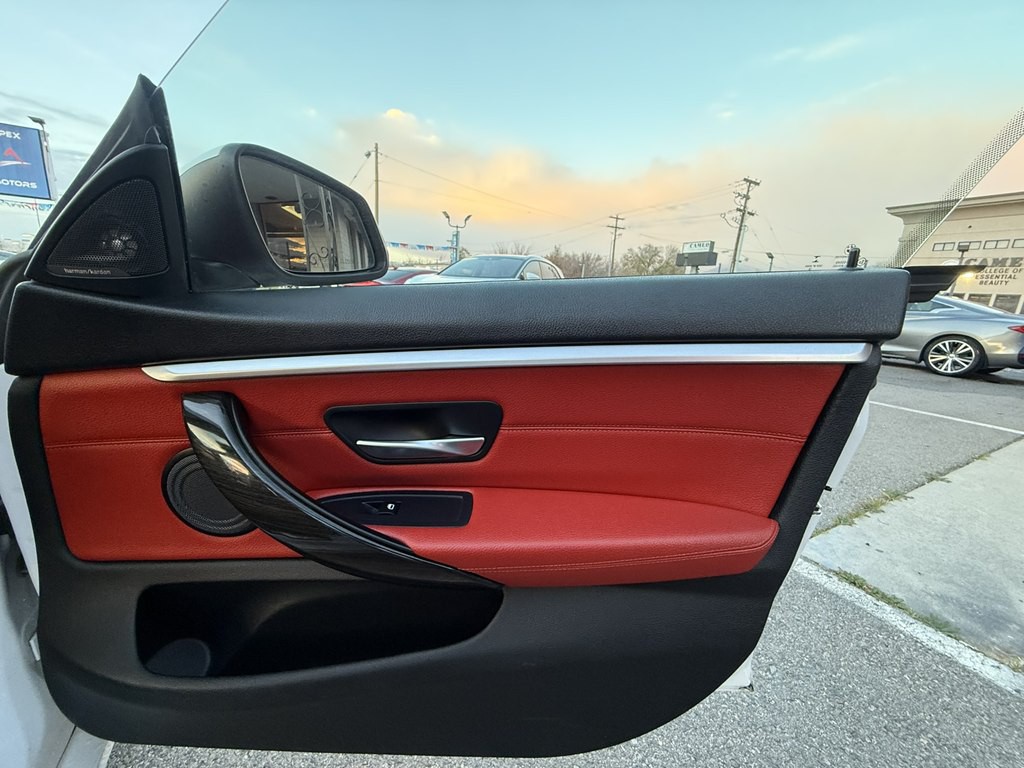 2017 BMW 4 Series Image 28