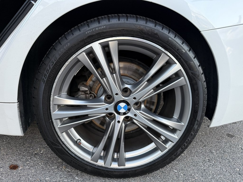 2017 BMW 4 Series Image 32