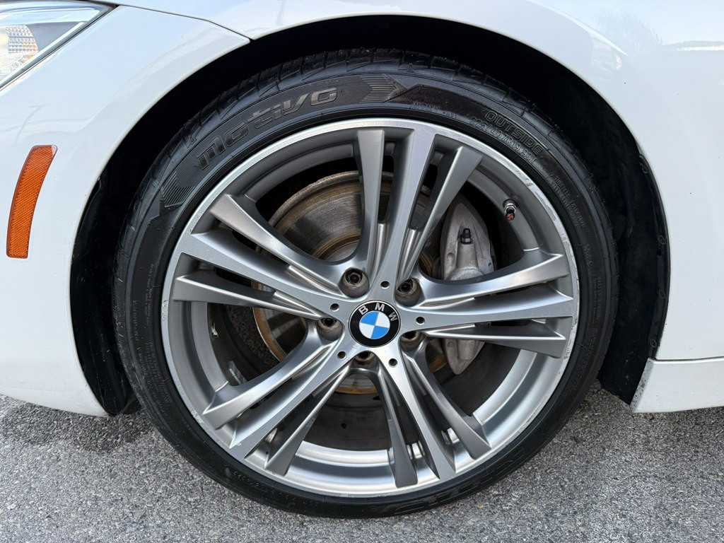 2017 BMW 4 Series Image 33