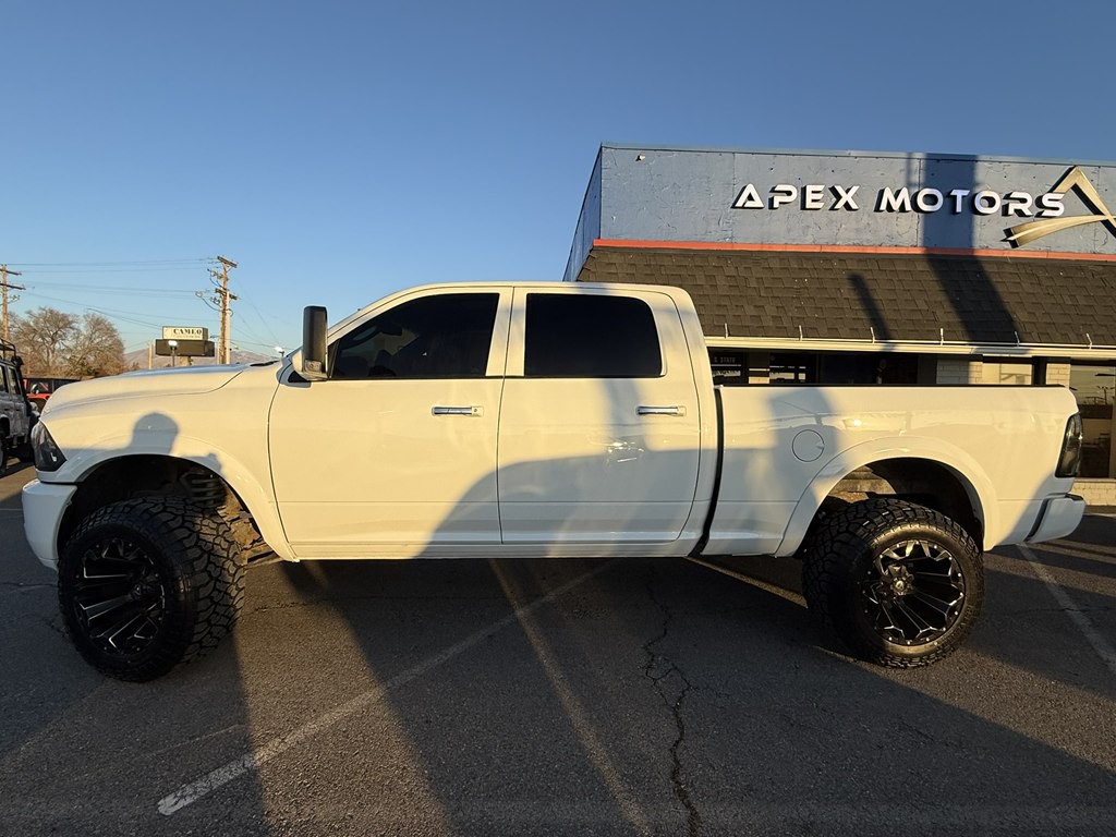 2012 Dodge Ram 3500 Image 2