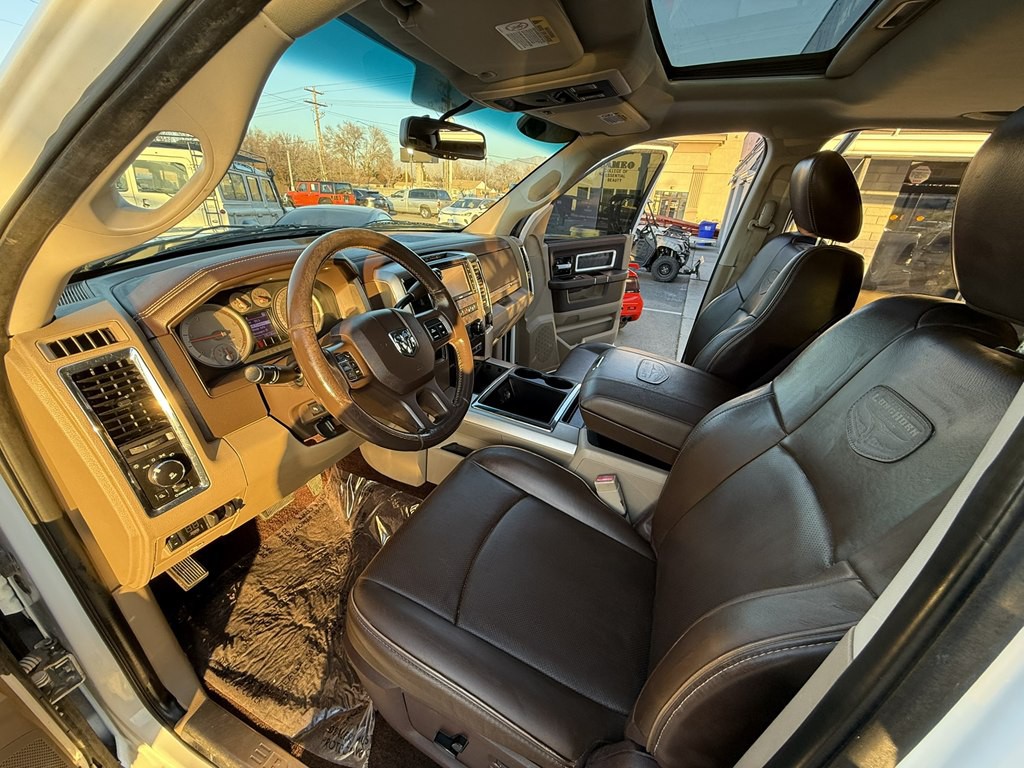 2012 Dodge Ram 3500 Image 9