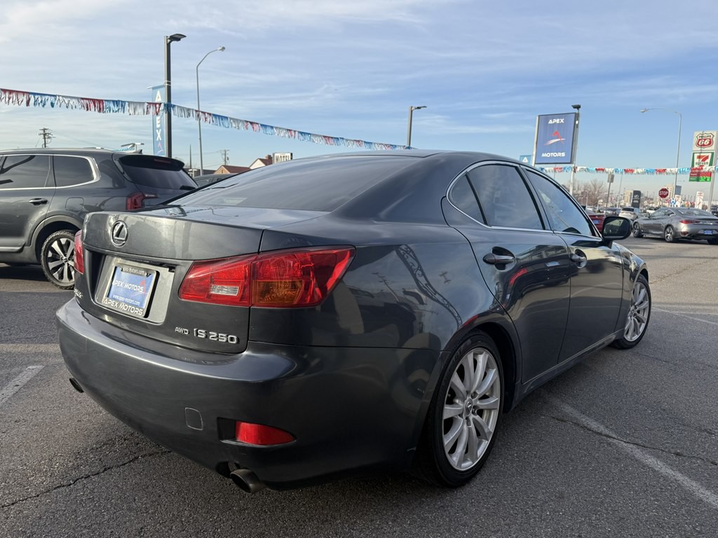 2006 Lexus IS Image 5