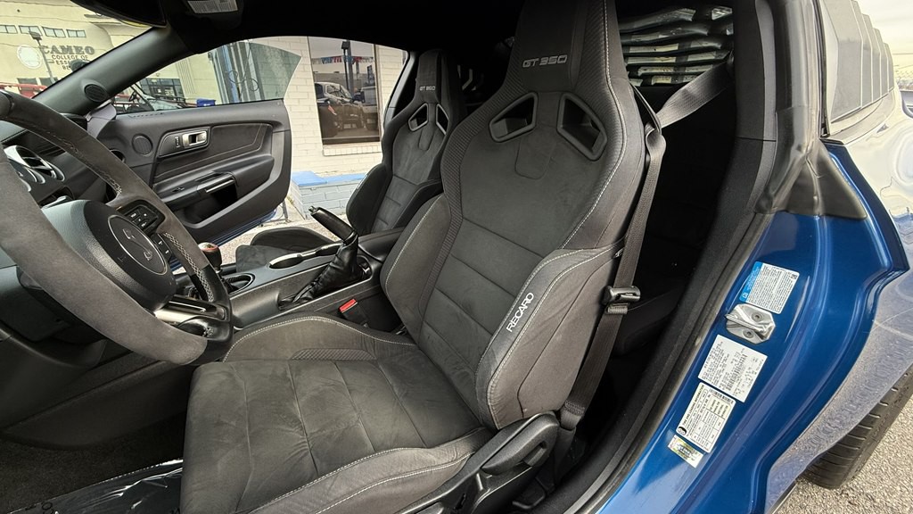 2017 Ford Mustang Image 15