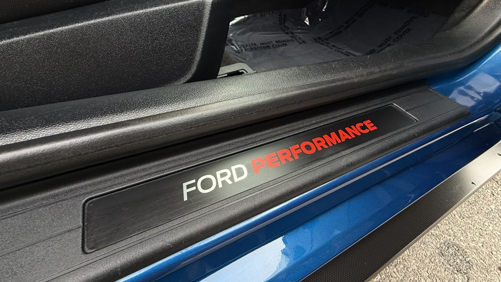 2017 Ford Mustang Image 21