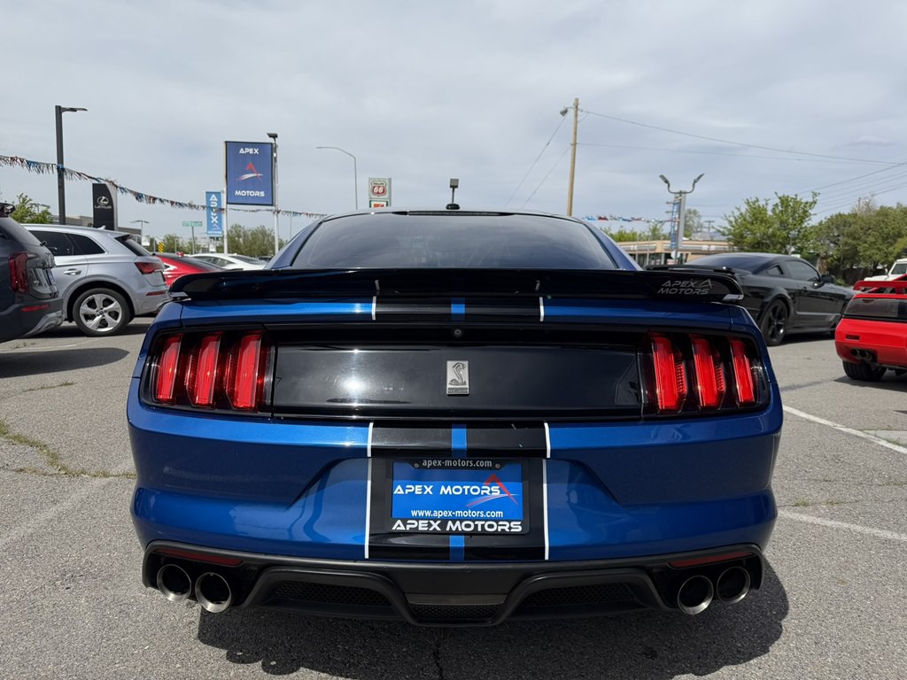 2017 Ford Mustang Image 4