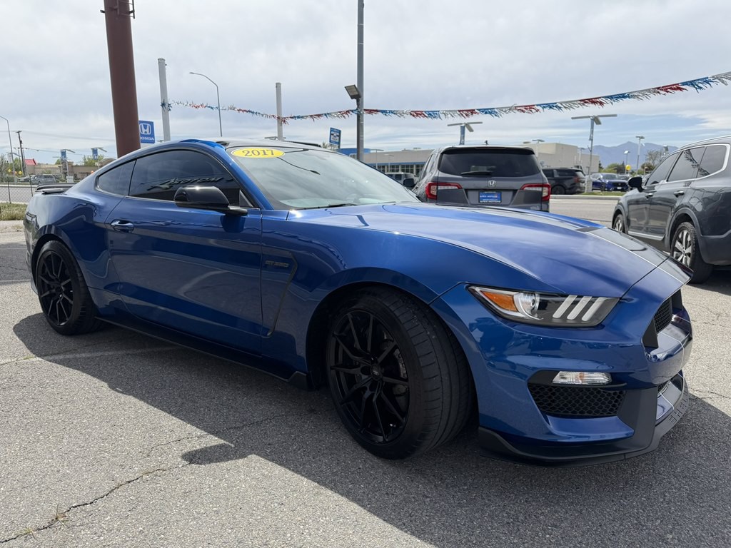 2017 Ford Mustang Image 7