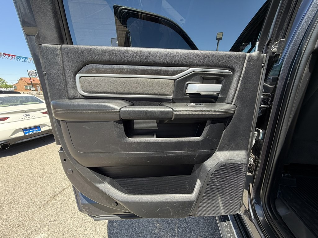 2020 RAM 2500 Image 17
