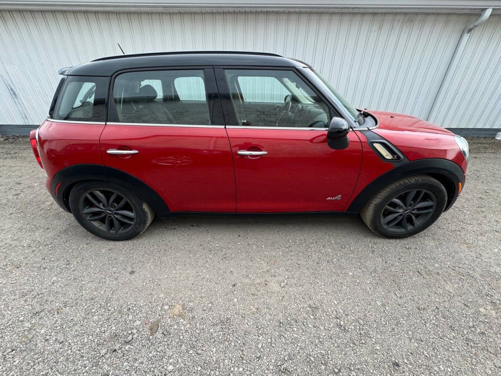 2013 MINI Countryman Image 8