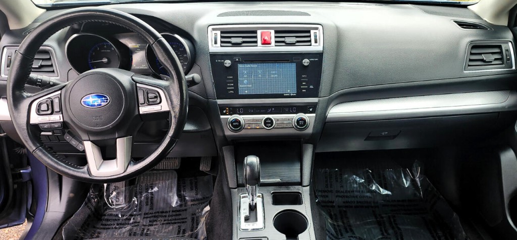 2015 Subaru Outback Image 12