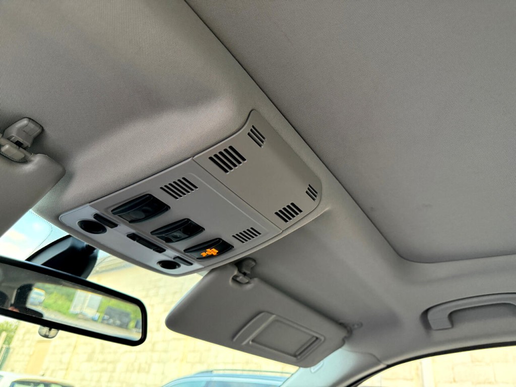 2014 BMW X1 Image 12