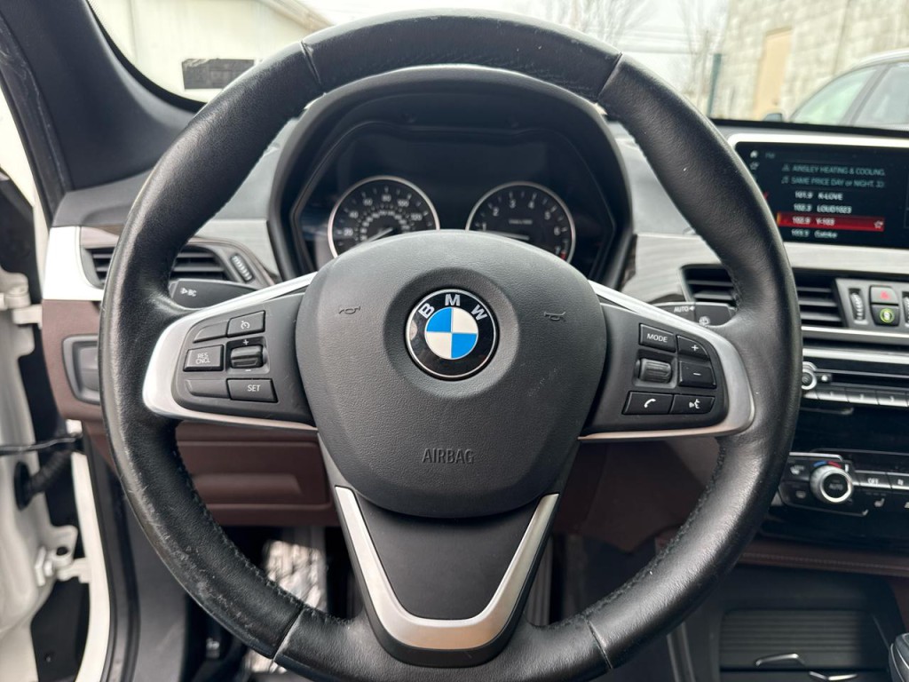2017 BMW X1 Image 10