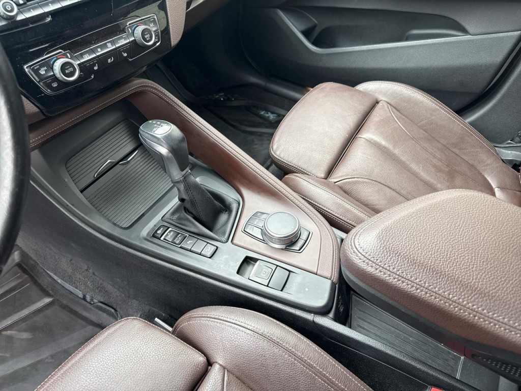 2017 BMW X1 Image 12