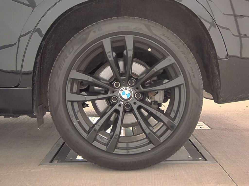 2018 BMW X6 Image 12