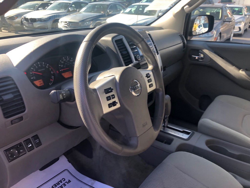 2013 Nissan Frontier Image 15