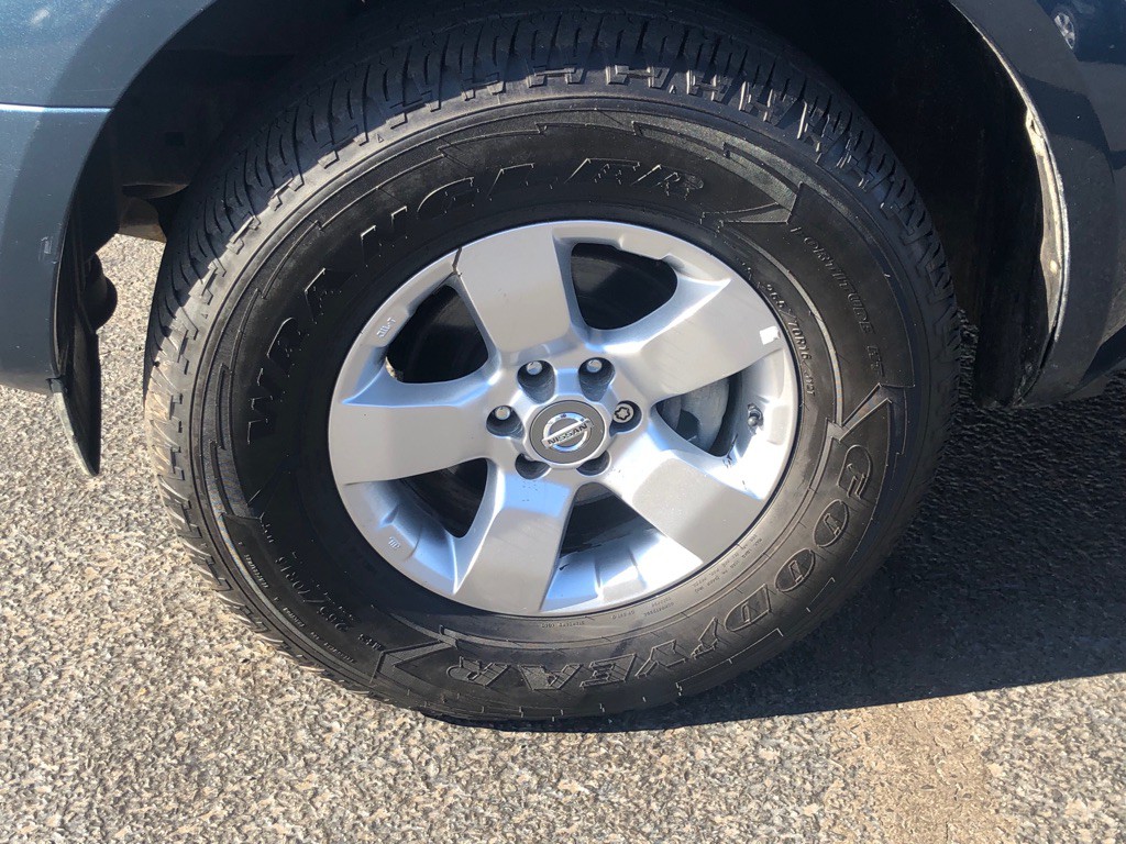 2013 Nissan Frontier Image 27