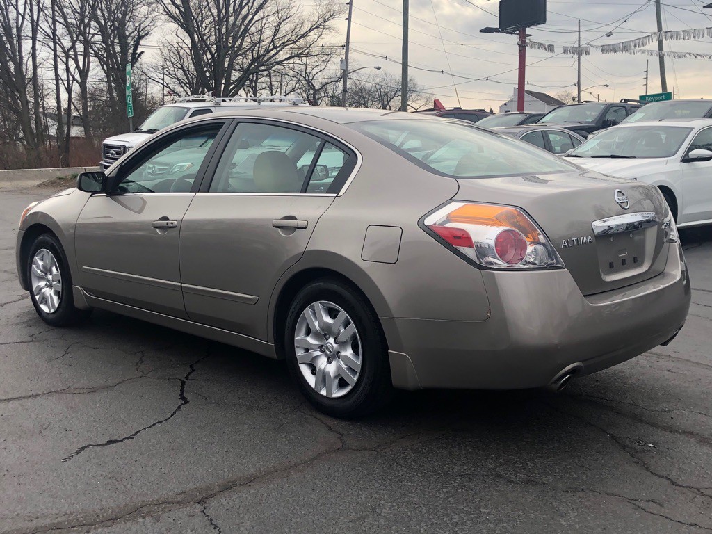 2012 Nissan Altima Image 7
