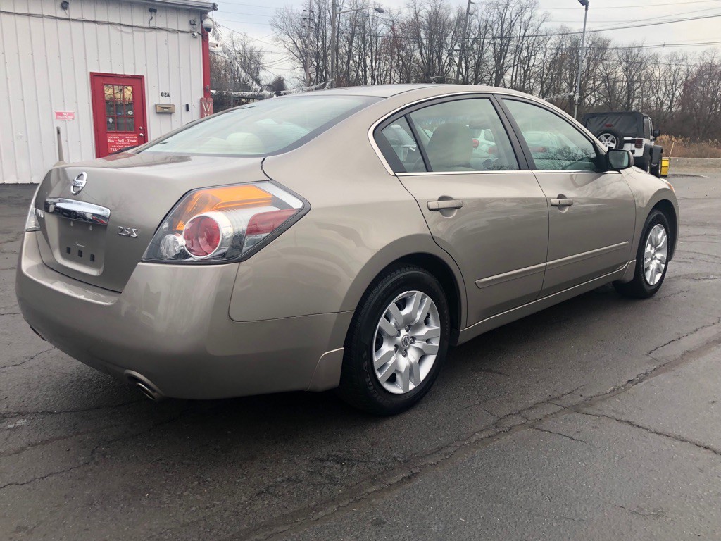 2012 Nissan Altima Image 8