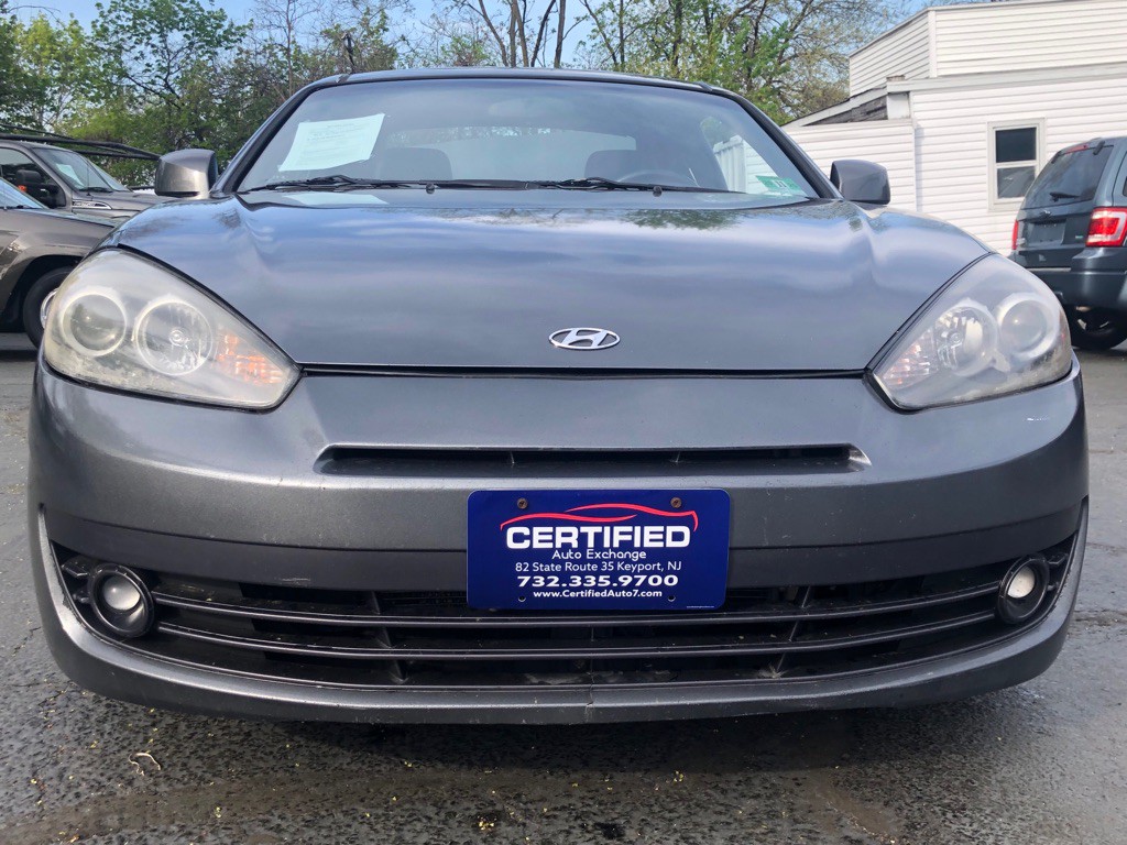 2007 Hyundai Tiburon Image 8
