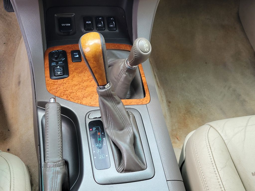 2007 Lexus GX Image 26