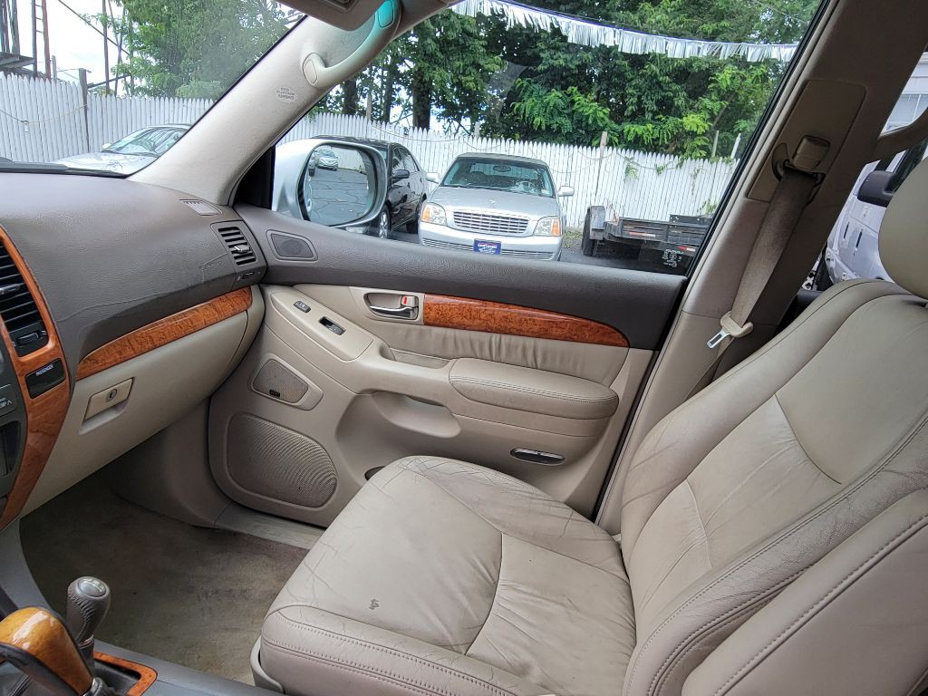 2007 Lexus GX Image 27