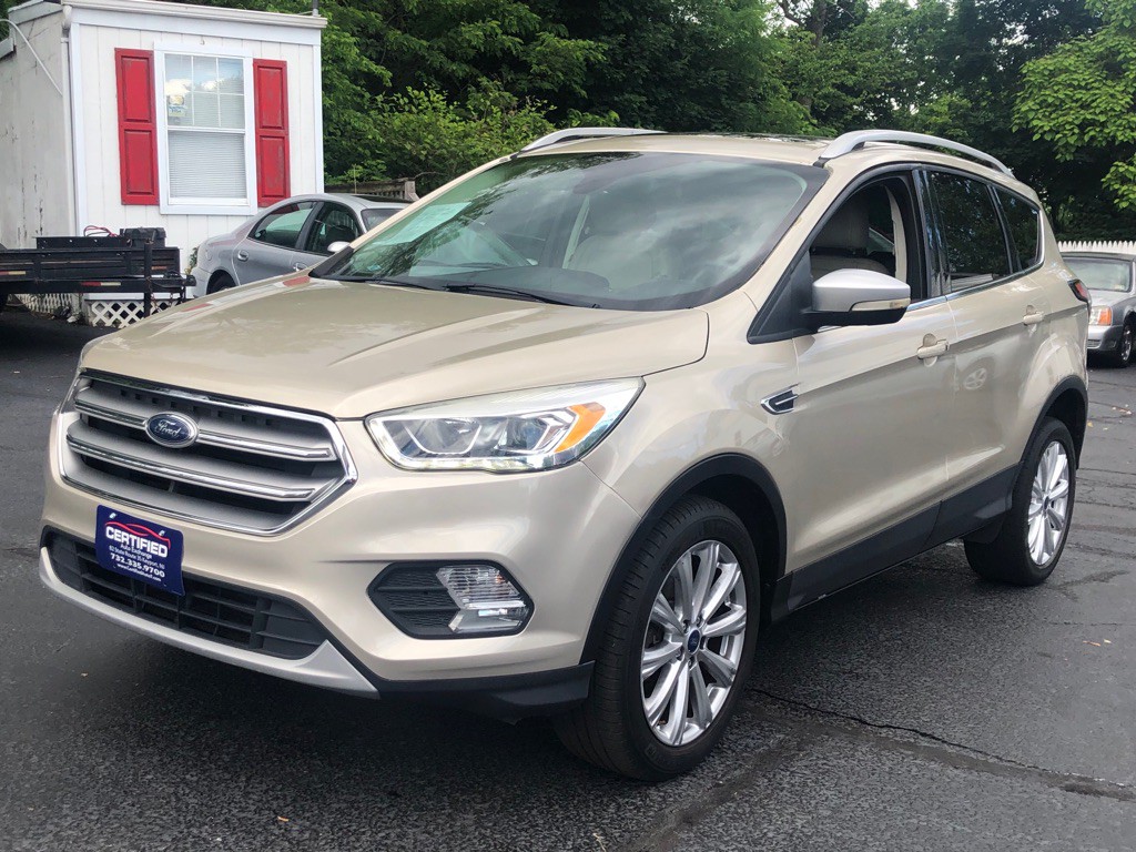 2017 Ford Escape Image 1