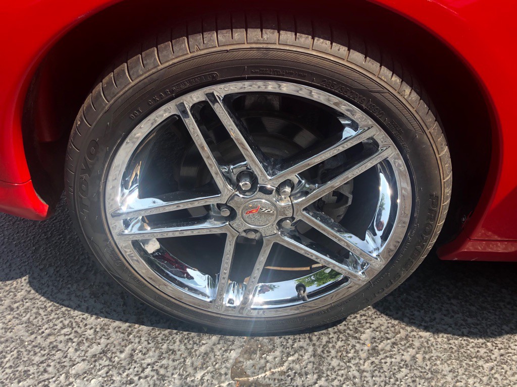 2005 Chevrolet Corvette Image 22