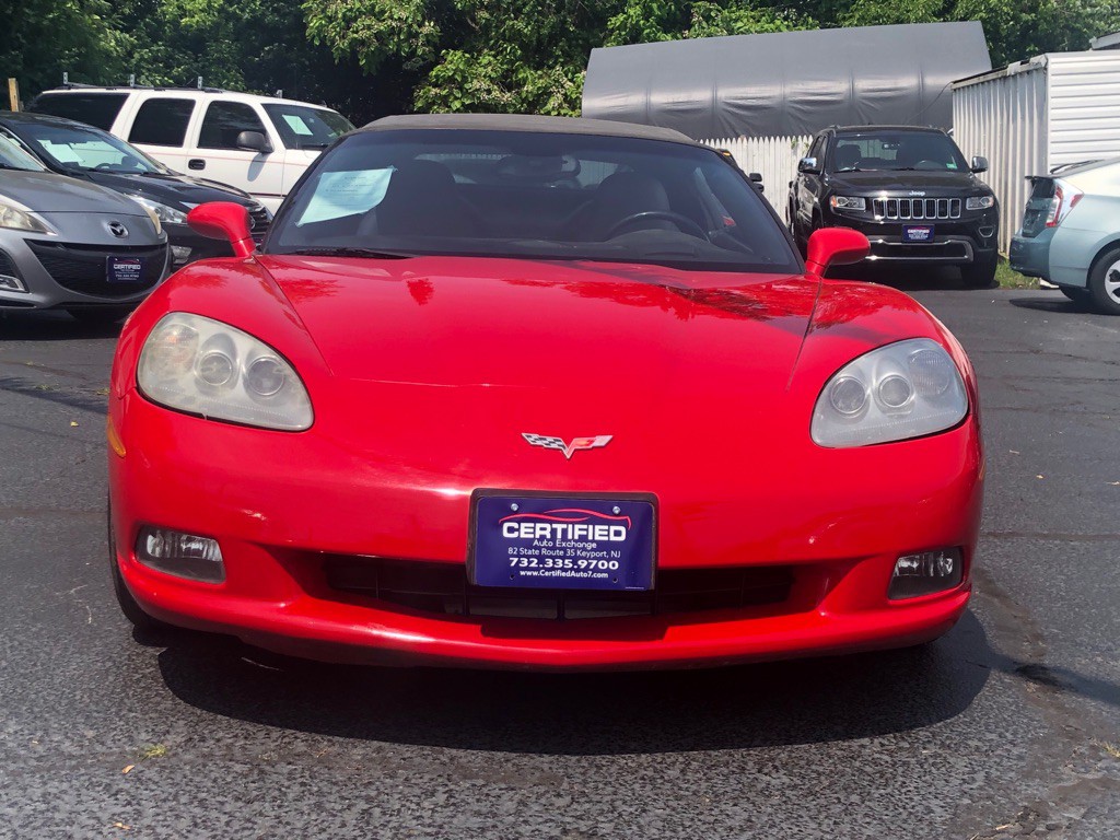 2005 Chevrolet Corvette Image 8