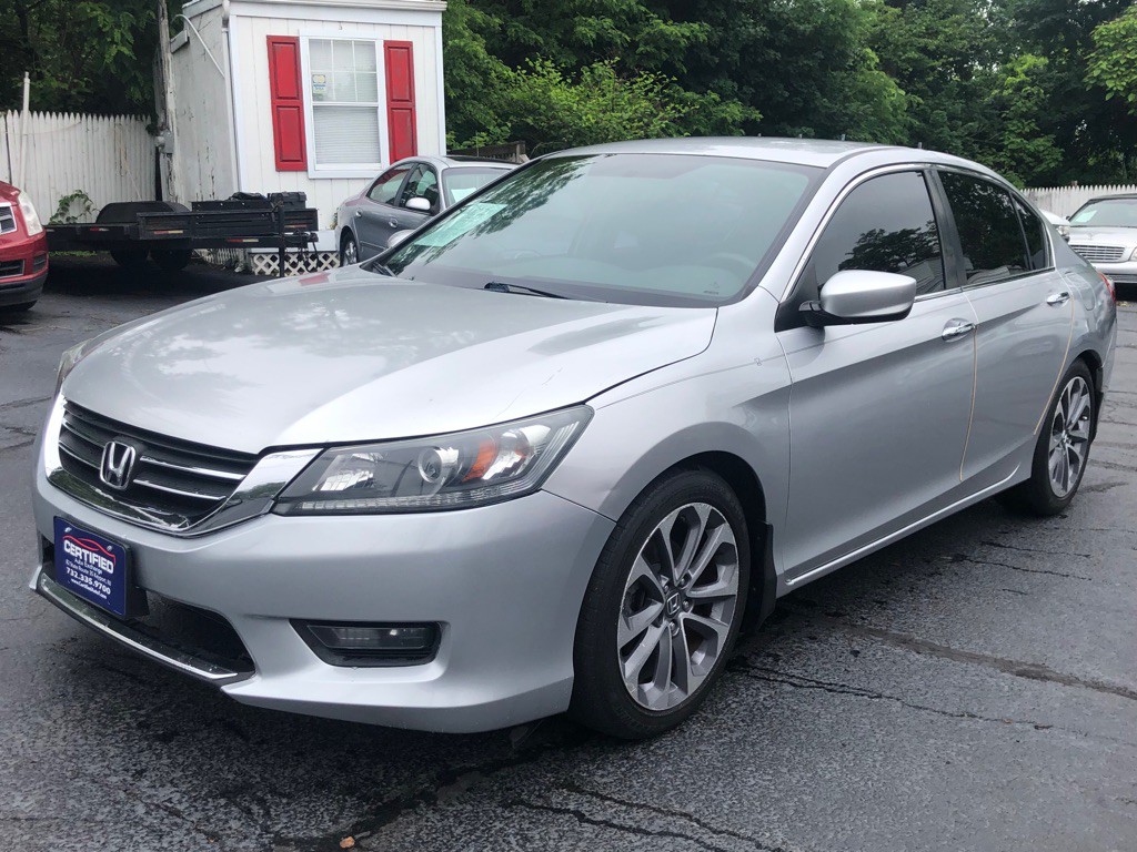 2014 Honda Accord Image 1