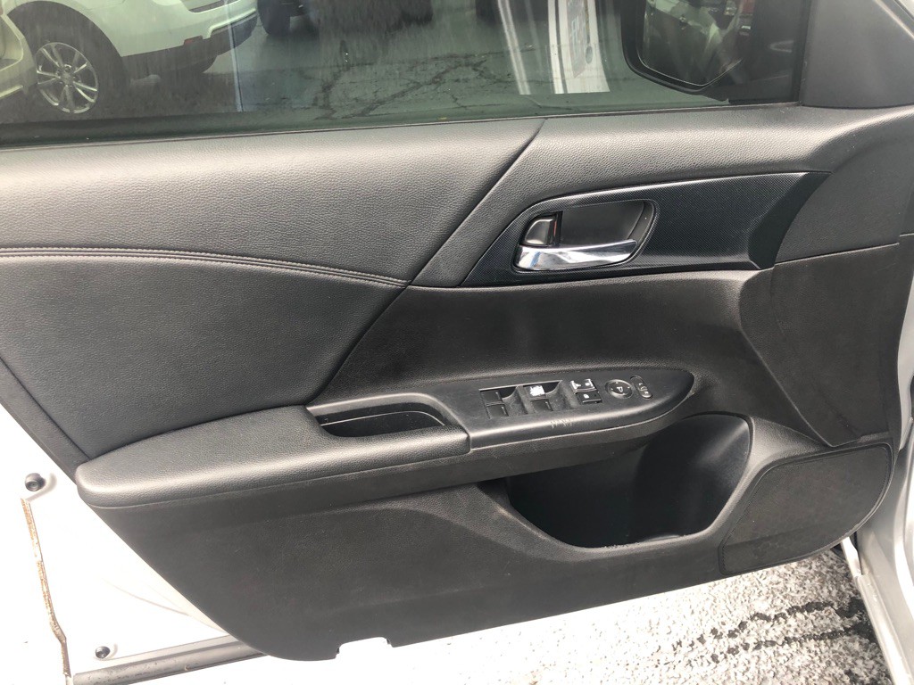 2014 Honda Accord Image 16