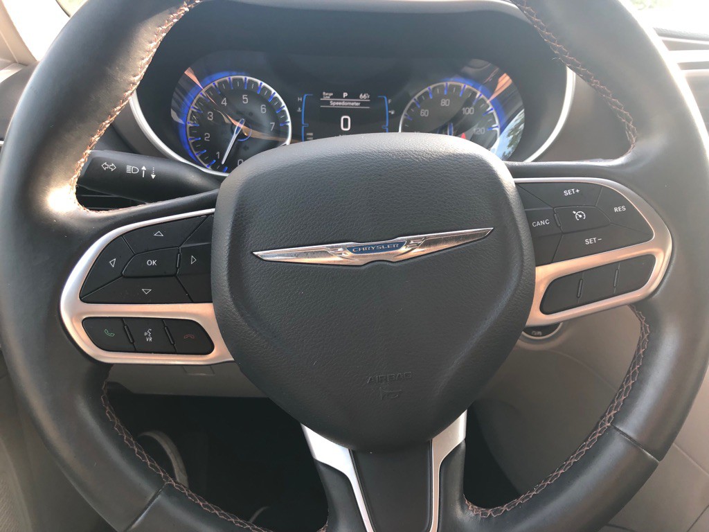 2017 Chrysler Pacifica Image 29