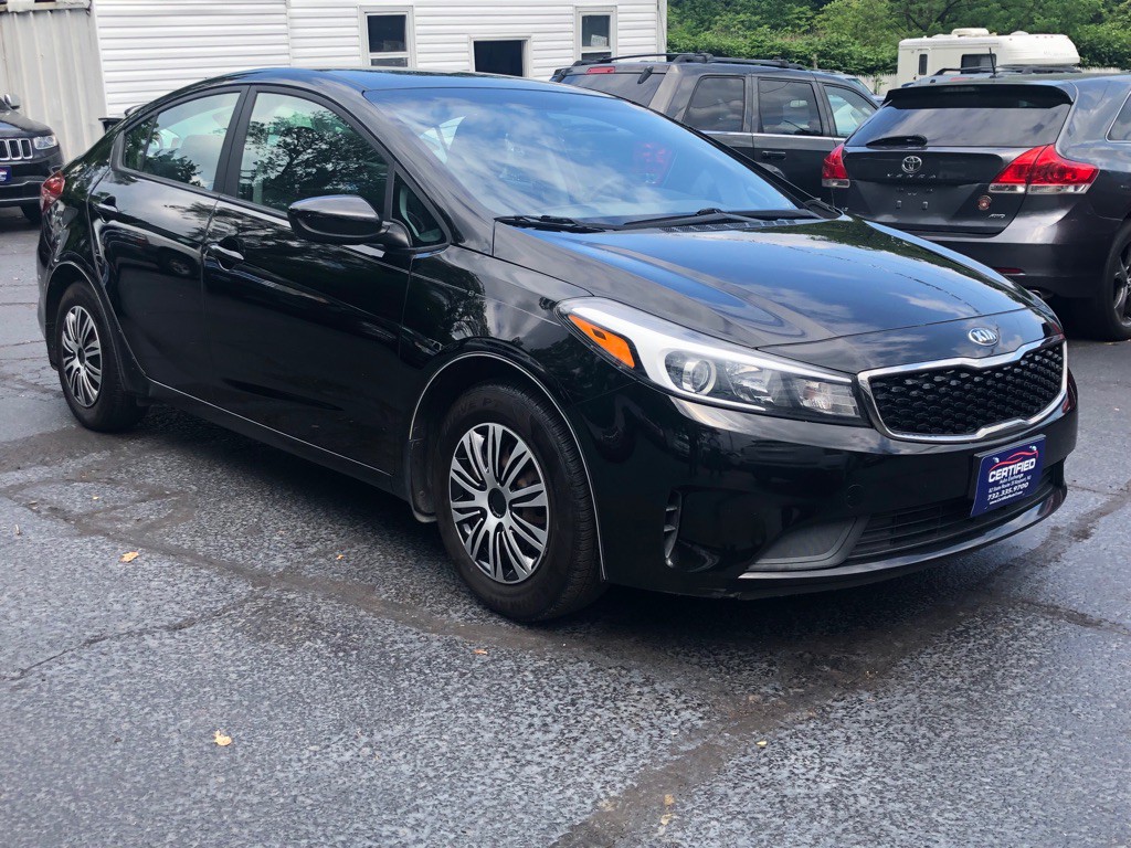 2017 Kia Forte Image 10