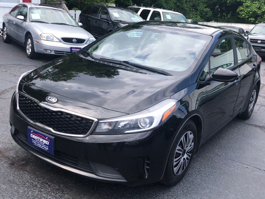 2017 Kia Forte Image 12