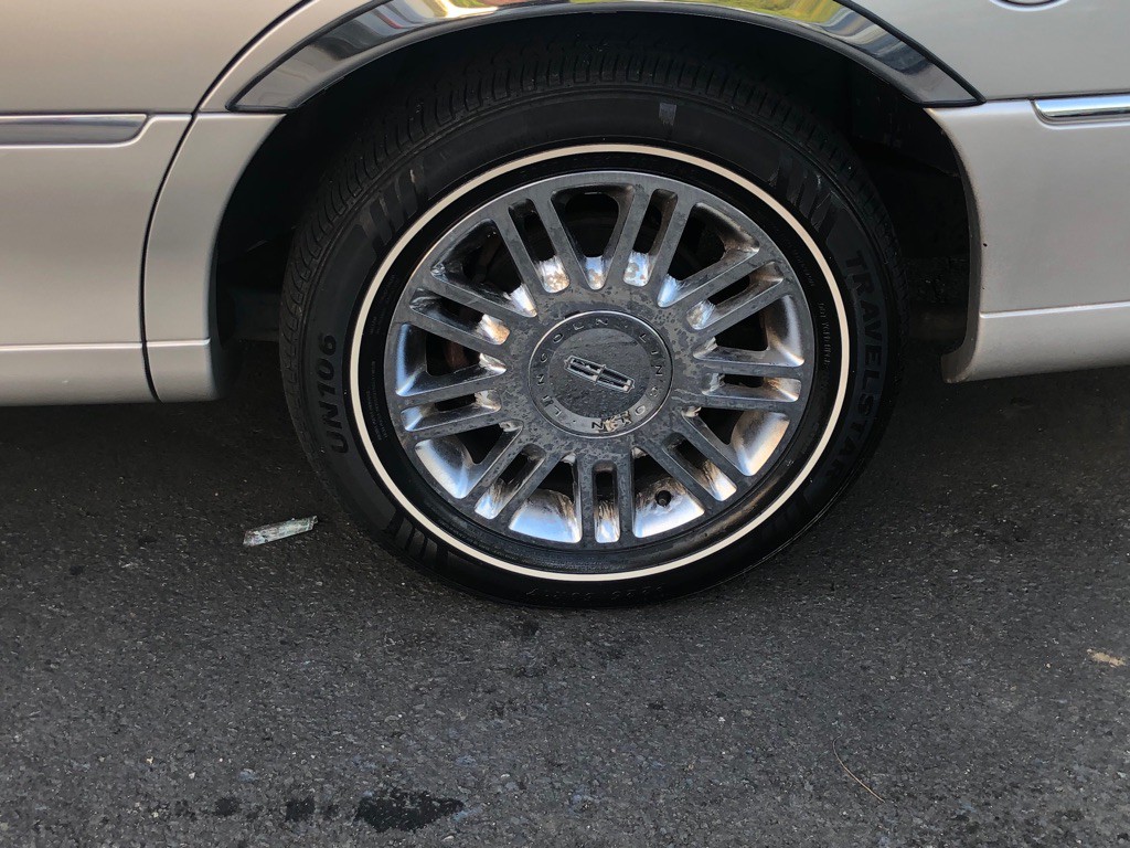 2007 Lincoln Town Car Image 11