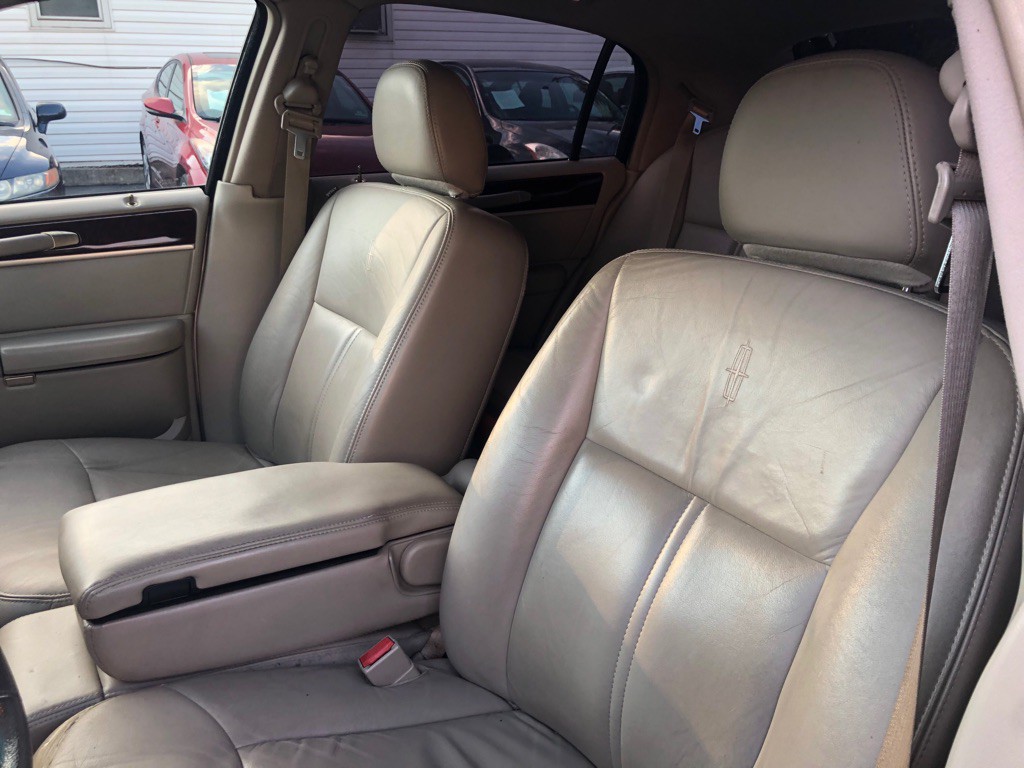 2007 Lincoln Town Car Image 15