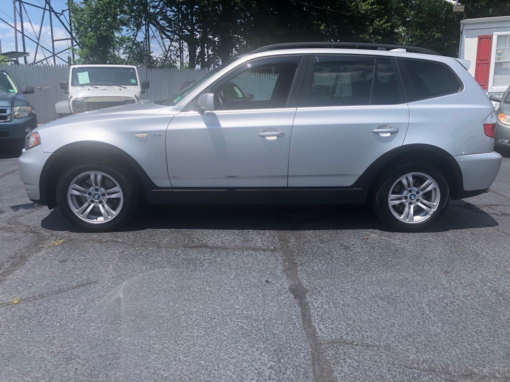 2005 BMW X3 Image 2